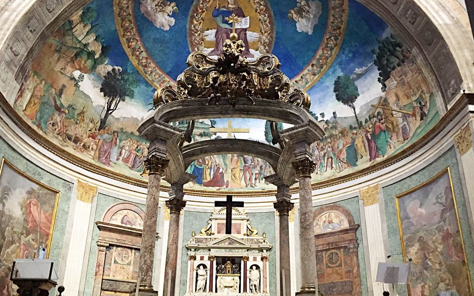 Innenraum von Santa Croce in Gerusalemme in Rom Innenraum von Santa Croce in Gerusalemme in Rom