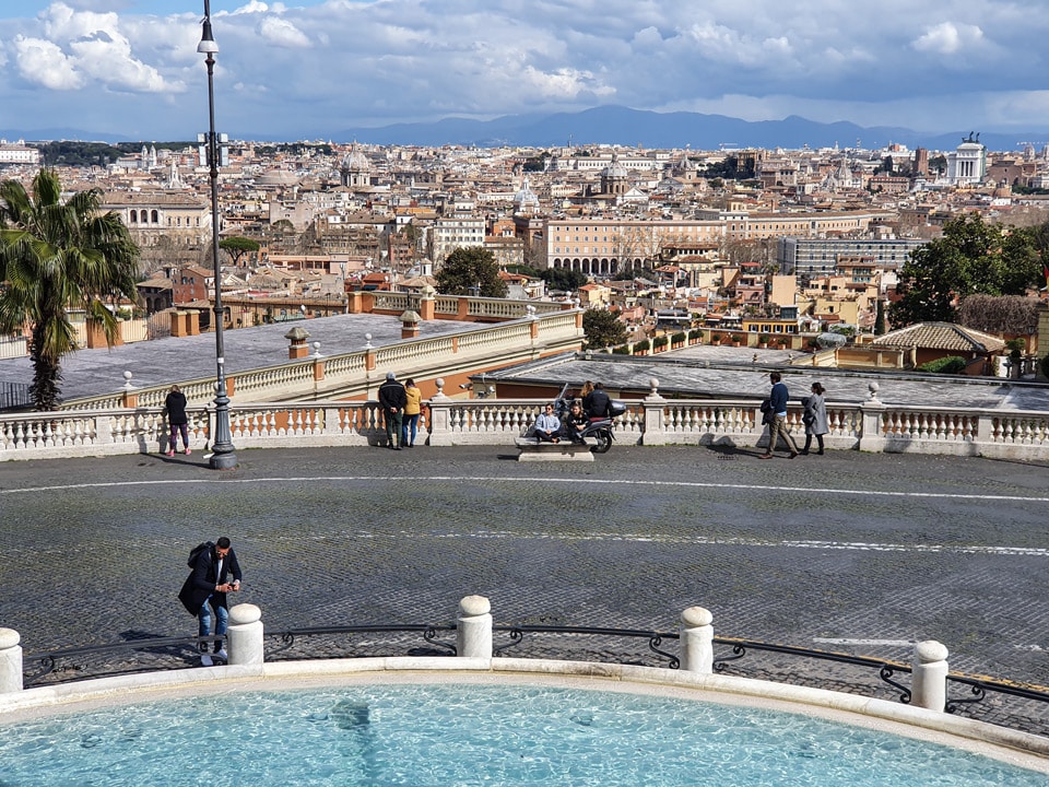 Fontana dell'Acqua Paola und Panoramaterrasse auf dem Gianicolo