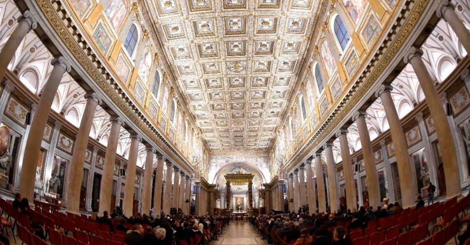 Innenraum der Basilica Santa Maria Maggiore in Rom
